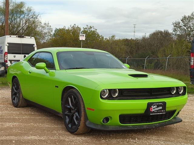 2023 Dodge Challenger CHALLENGER R/T