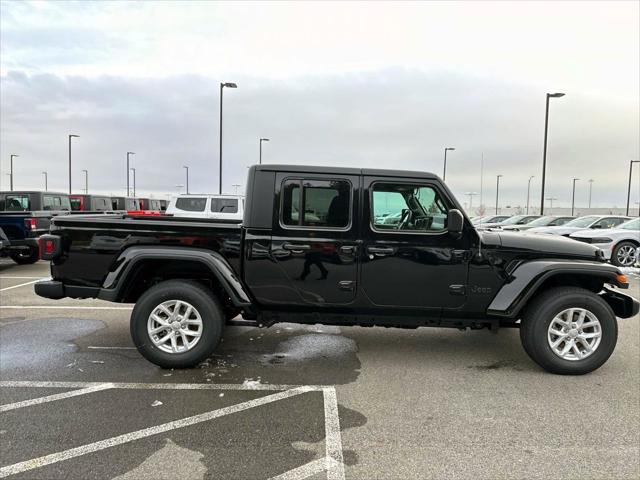 2023 Jeep Gladiator GLADIATOR SPORT S 4X4