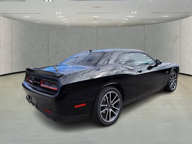 2023 Dodge Challenger CHALLENGER R/T