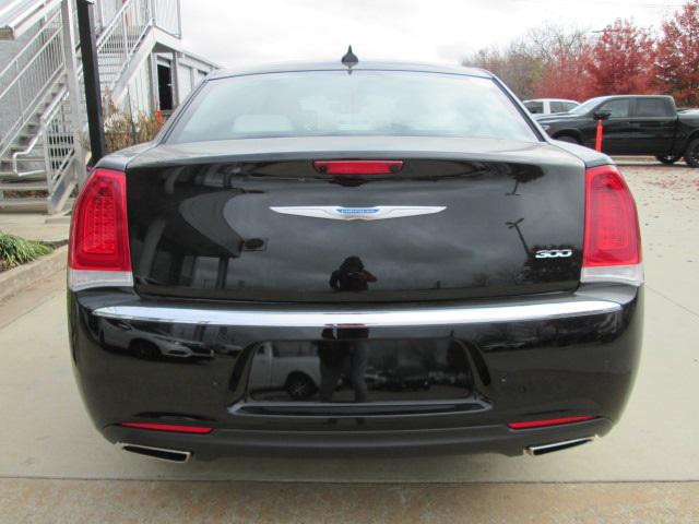 2023 Chrysler Chrysler 300 300 TOURING