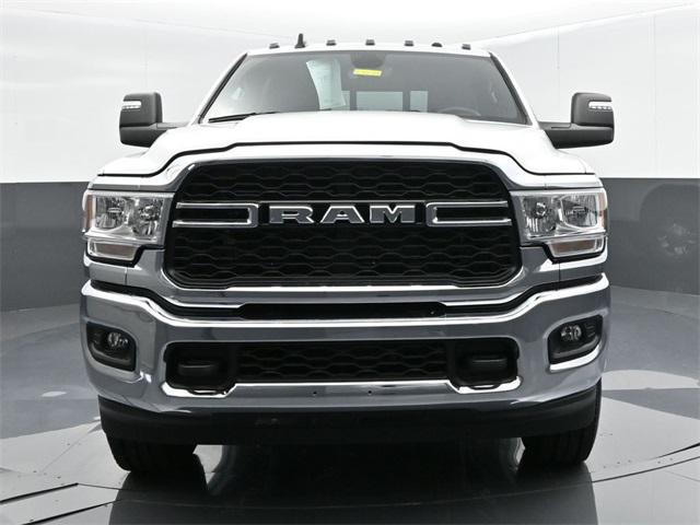 2023 RAM Ram 2500 RAM 2500 TRADESMAN CREW CAB 4X4 8 BOX