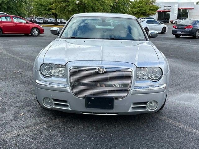 2005 Chrysler 300C Base
