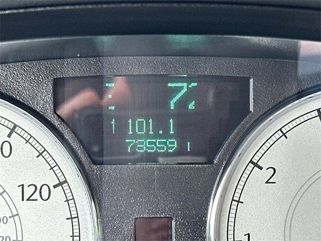 2005 Chrysler 300C Base