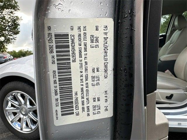 2005 Chrysler 300C Base