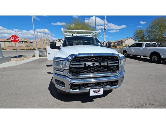 2023 RAM Ram 3500 Chassis Cab RAM 3500 TRADESMAN CREW CAB CHASSIS 4X4 60 CA