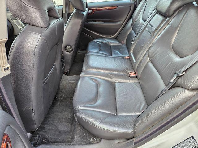2006 Volvo V70 2.5T