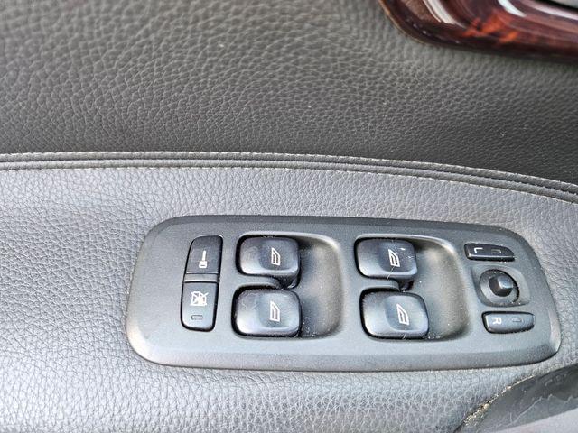 2006 Volvo V70 2.5T
