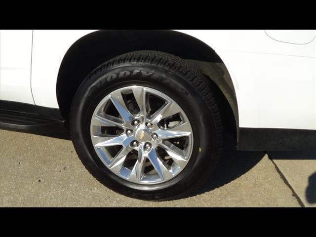 2022 Chevrolet Suburban 4WD Premier