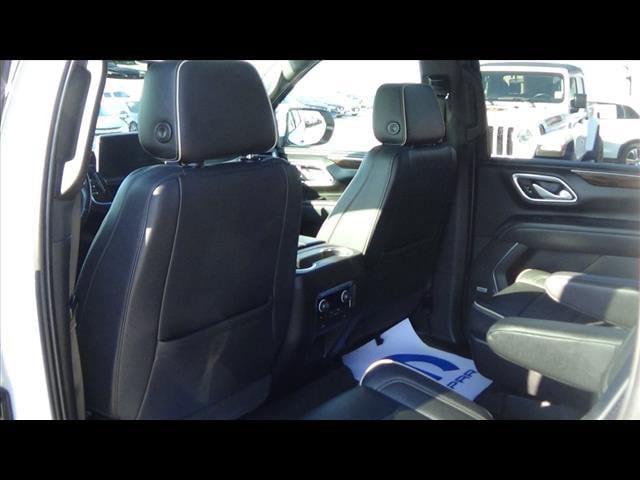 2022 Chevrolet Suburban 4WD Premier