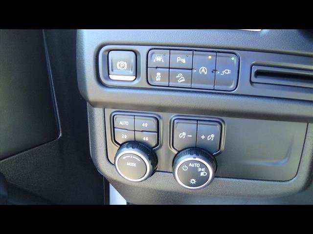 2022 Chevrolet Suburban 4WD Premier