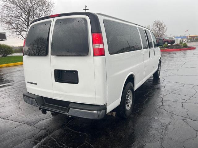 2017 Chevrolet Express LT