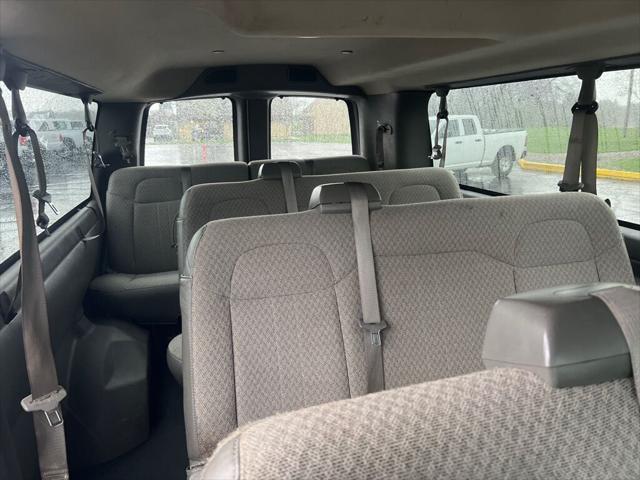 2017 Chevrolet Express LT