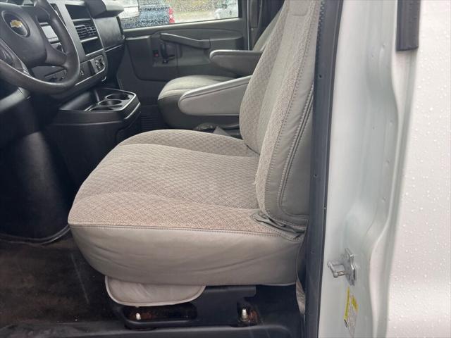 2017 Chevrolet Express LT