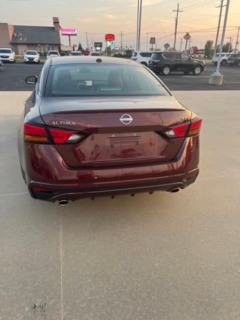 2024 Nissan Altima SL FWD