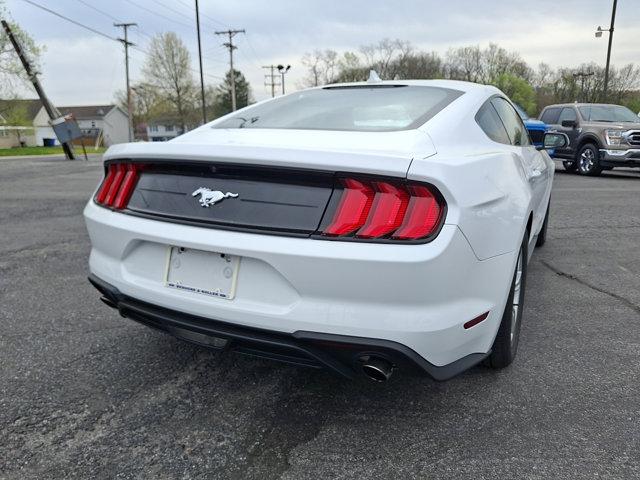 2022 Ford Mustang EcoBoost Fastback