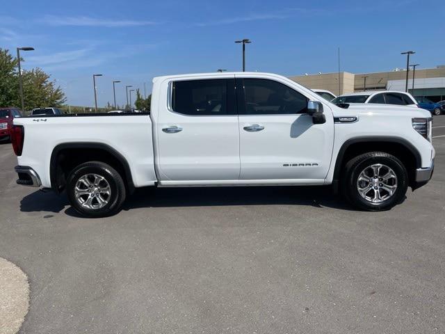 2023 GMC Sierra 1500 4WD Crew Cab Short Box SLT