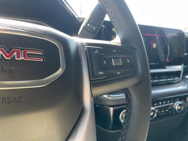 2023 GMC Sierra 1500 4WD Crew Cab Short Box SLT