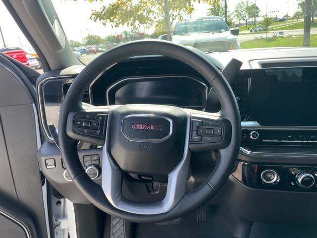 2023 GMC Sierra 1500 4WD Crew Cab Short Box SLT