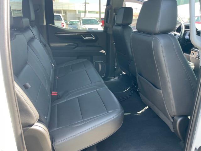 2023 GMC Sierra 1500 4WD Crew Cab Short Box SLT