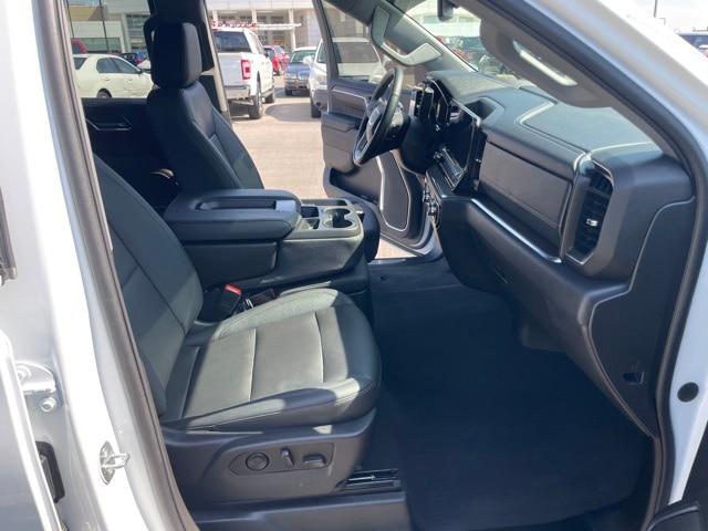 2023 GMC Sierra 1500 4WD Crew Cab Short Box SLT