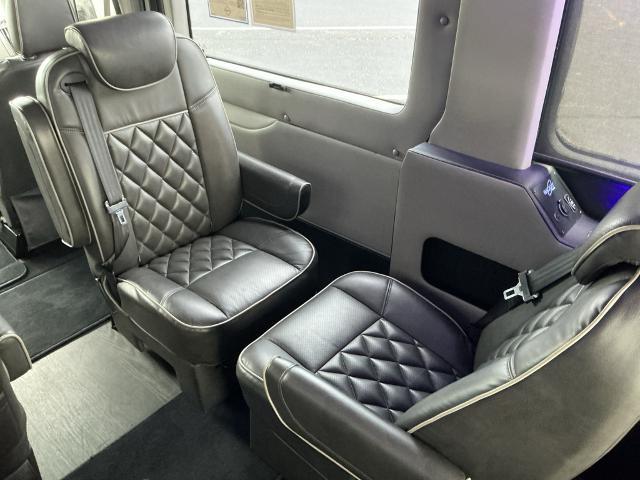 2019 Ford Transit 148 WB Medium Roof Cargo
