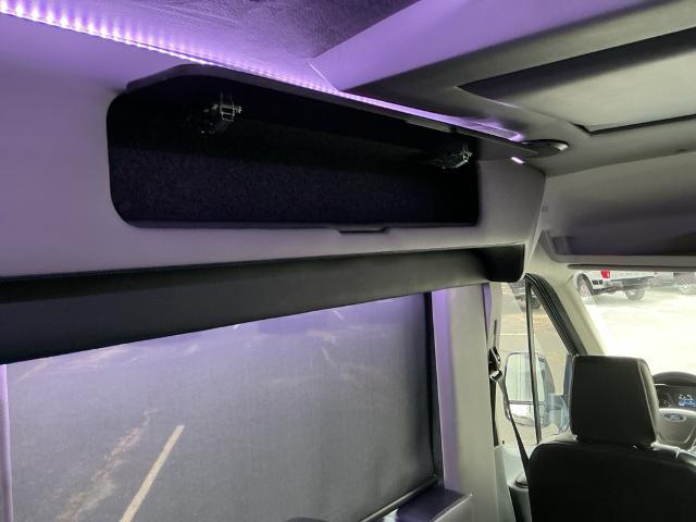 2019 Ford Transit 148 WB Medium Roof Cargo