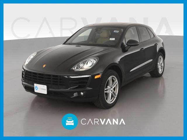 2023 Porsche Macan S in Barrington, IL