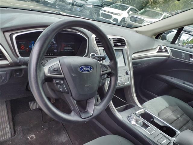 2019 Ford Fusion Hybrid SE