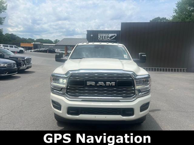 2024 RAM Ram 3500 Chassis Cab RAM 3500 LIMITED CREW CAB CHASSIS 4X4 60 CA