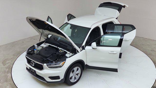 2020 Volvo XC40 T4 Momentum