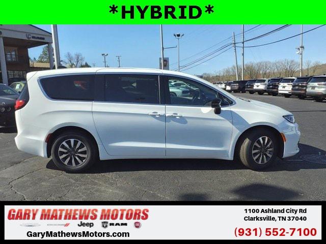 2024 Chrysler Pacifica Hybrid PACIFICA PLUG-IN HYBRID SELECT