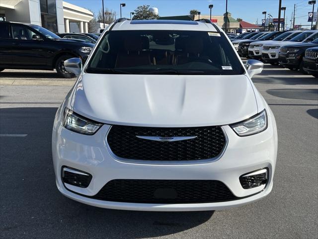 2024 Chrysler Pacifica Hybrid PACIFICA PLUG-IN HYBRID PINNACLE