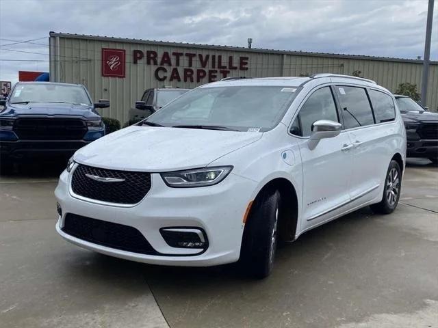 2024 Chrysler Pacifica Hybrid PACIFICA PLUG-IN HYBRID PINNACLE