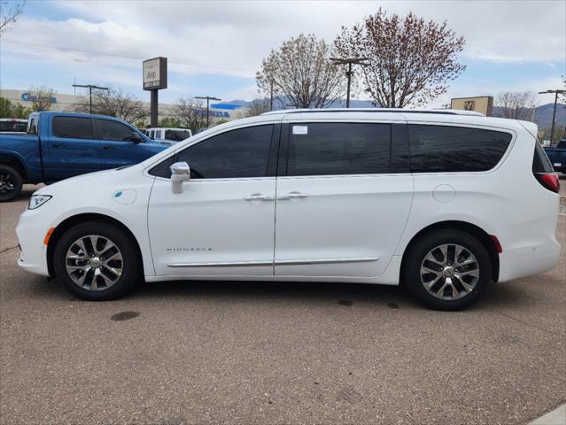 2024 Chrysler Pacifica Hybrid PACIFICA PLUG-IN HYBRID PINNACLE