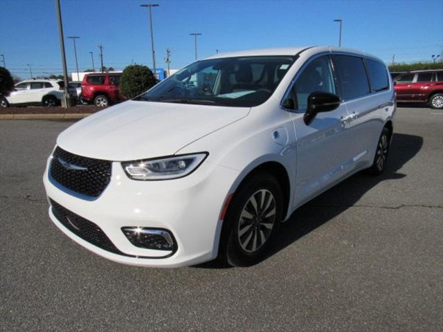 2024 Chrysler Pacifica Plug-In Hybrid PACIFICA PLUG-IN HYBRID SELECT