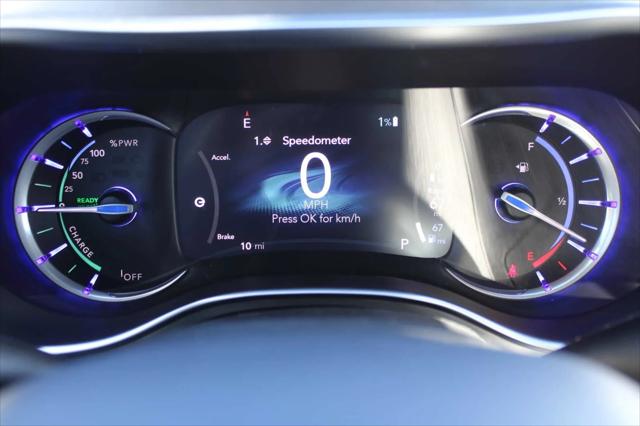 2024 Chrysler Pacifica Hybrid PACIFICA PLUG-IN HYBRID PREMIUM S APPEARANCE