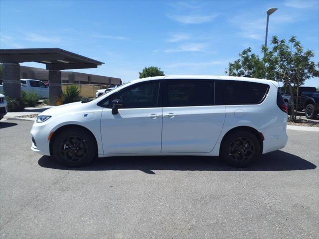 2024 Chrysler Pacifica Hybrid PACIFICA PLUG-IN HYBRID S APPEARANCE