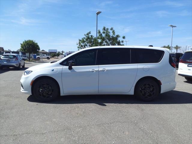 2024 Chrysler Pacifica Hybrid PACIFICA PLUG-IN HYBRID S APPEARANCE