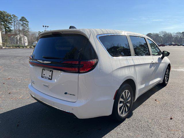 2024 Chrysler Pacifica Plug-In Hybrid PACIFICA PLUG-IN HYBRID SELECT