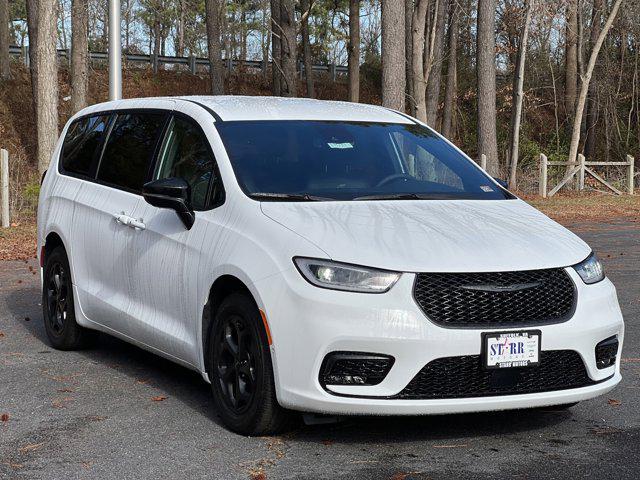 2024 Chrysler Pacifica Plug-In Hybrid PACIFICA PLUG-IN HYBRID S APPEARANCE