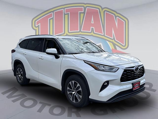 2020 Toyota Highlander XLE [4]