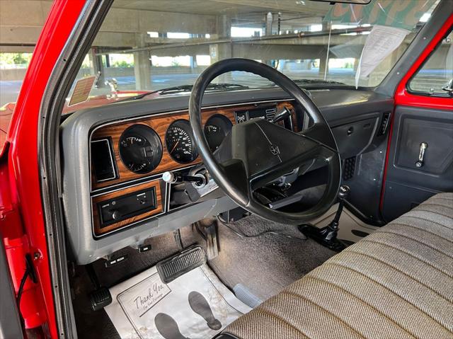 1990 Dodge D250 & W250 LE