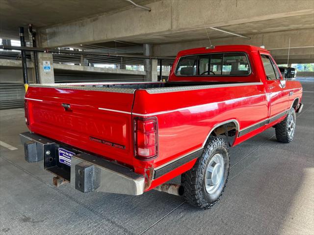 1990 Dodge D250 & W250 LE
