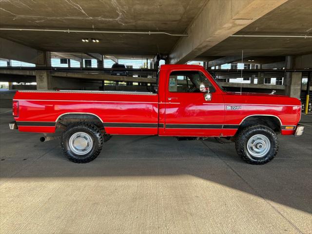 1990 Dodge D250 & W250 LE