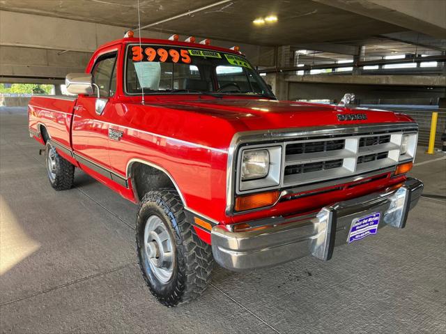 1990 Dodge D250 & W250 LE