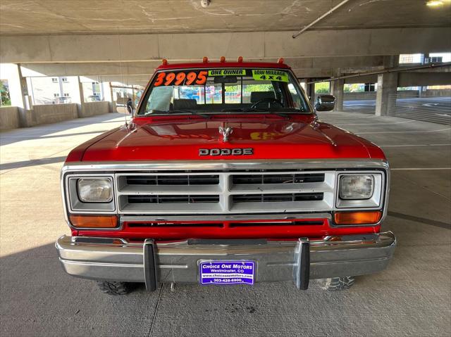 1990 Dodge D250 & W250 LE