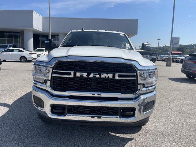 2024 Ram 3500 Tradesman Crew Cab 4x4 6'4" Box