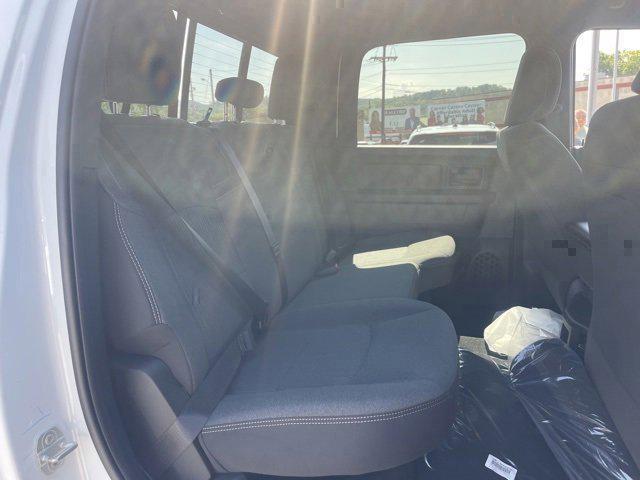 2024 Ram 3500 Tradesman Crew Cab 4x4 6'4" Box