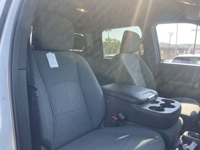 2024 Ram 3500 Tradesman Crew Cab 4x4 6'4" Box