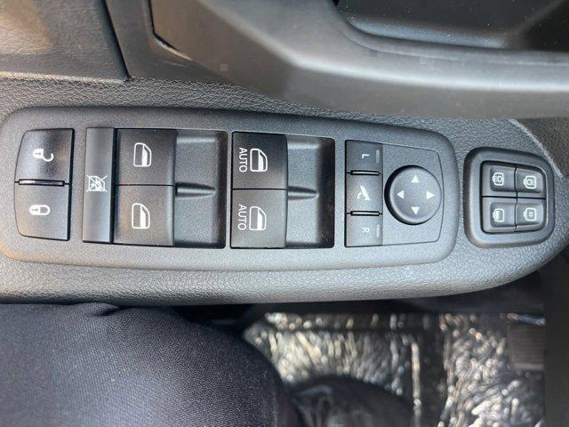 2024 Ram 3500 Tradesman Crew Cab 4x4 6'4" Box